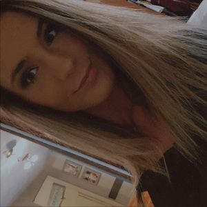 Meet your Posher, Nicole